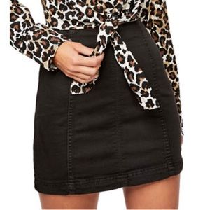 FREE PEOPLE BLACK PENCIL SKIRT
